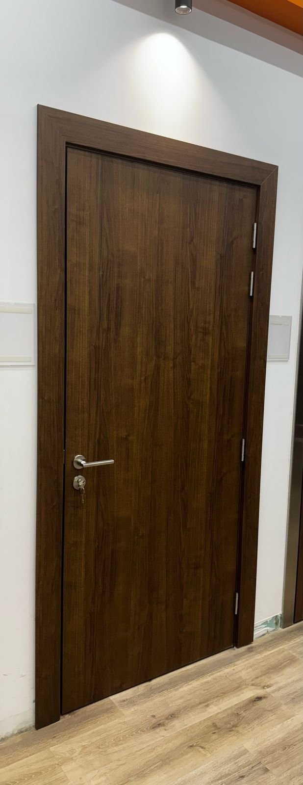 Home باب pwc مودرن كلاسيك ناعم