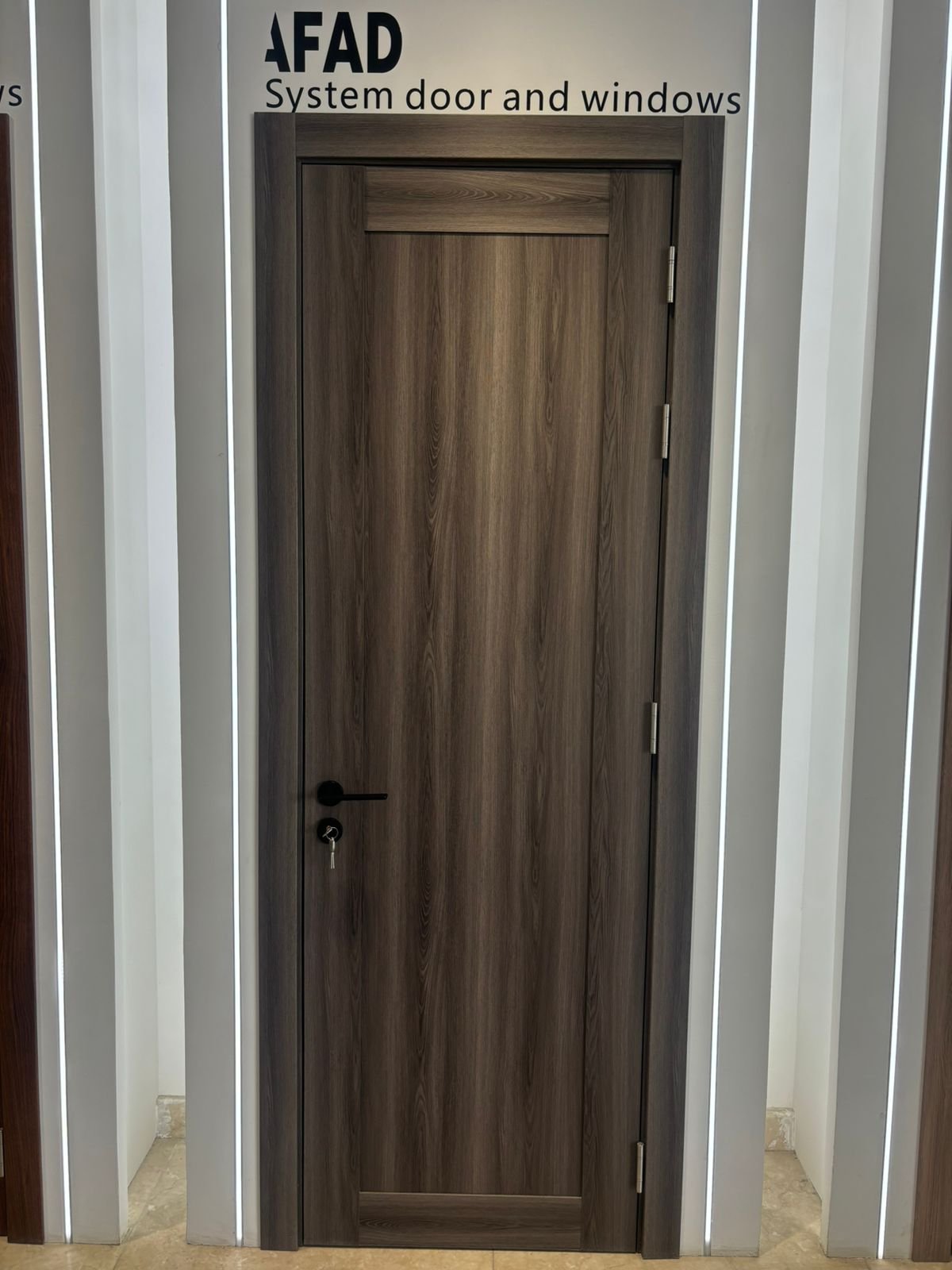 باب wpc مودرن كلاسيك ناعم باب wpc مودرن كلاسيك ناعم